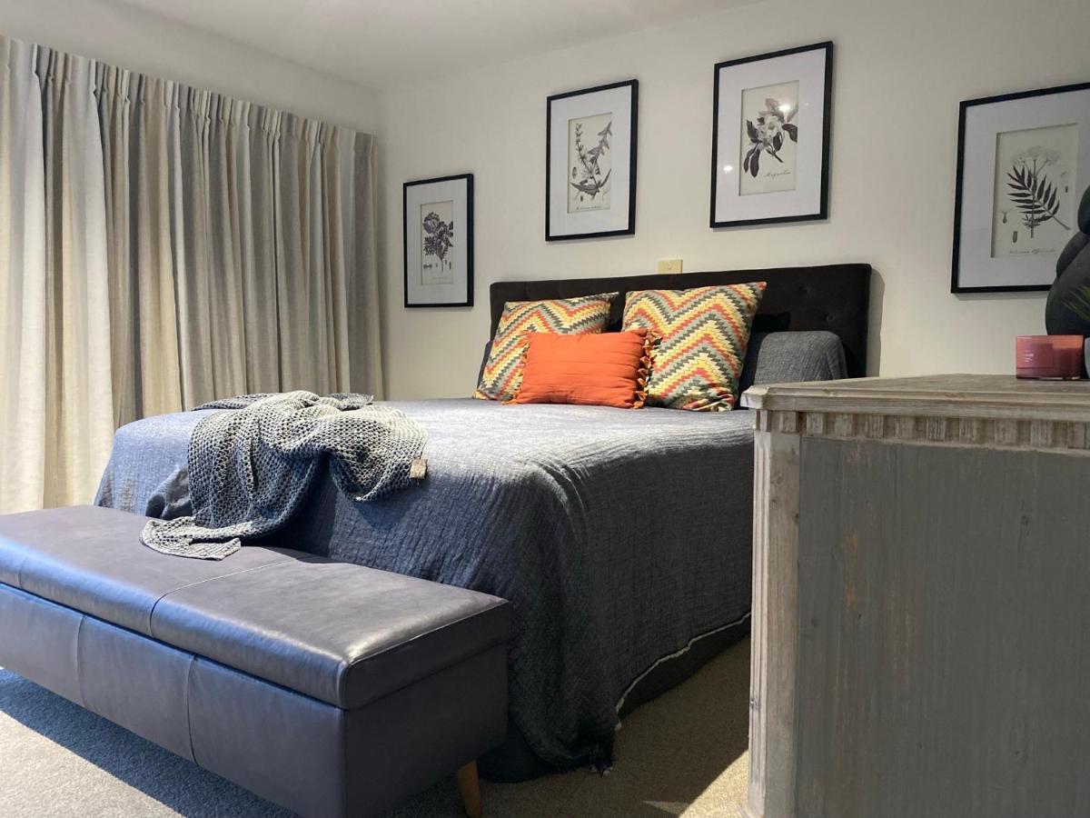 Modern Beach Apartment With Pool & Location Mount Maunganui Exteriör bild